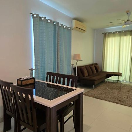 266 @The Seacraze Apartman Huahin Kültér fotó