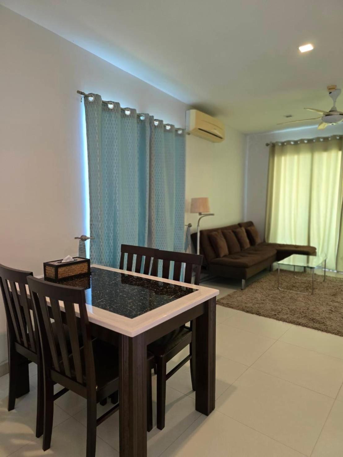 266 @The Seacraze Apartman Huahin Kültér fotó
